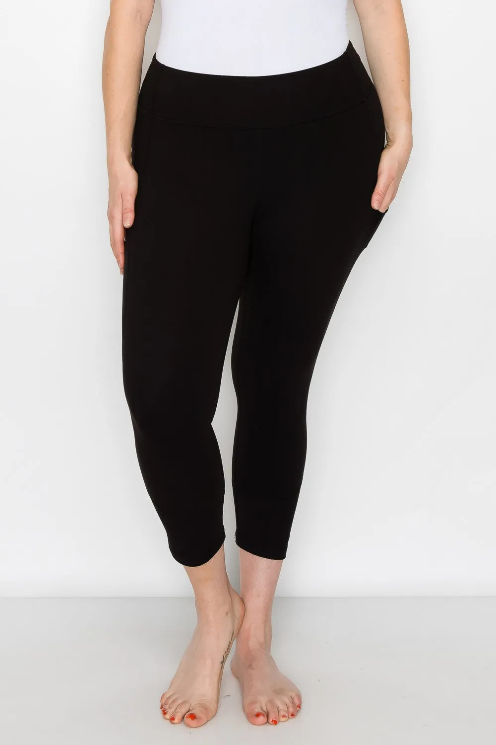 Black Brushed Pocket Capri Leggings