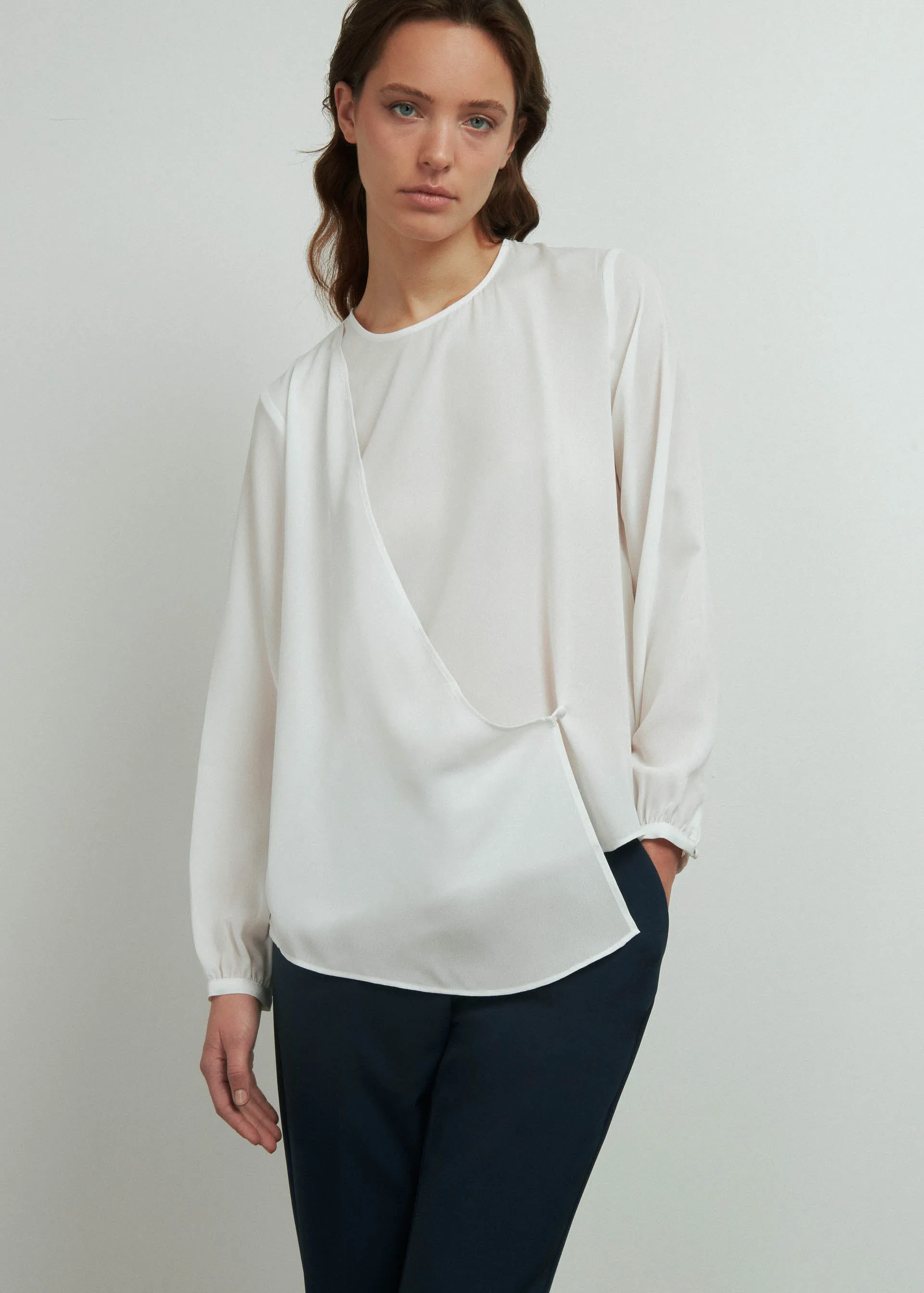 Blusa dettaglio bottone