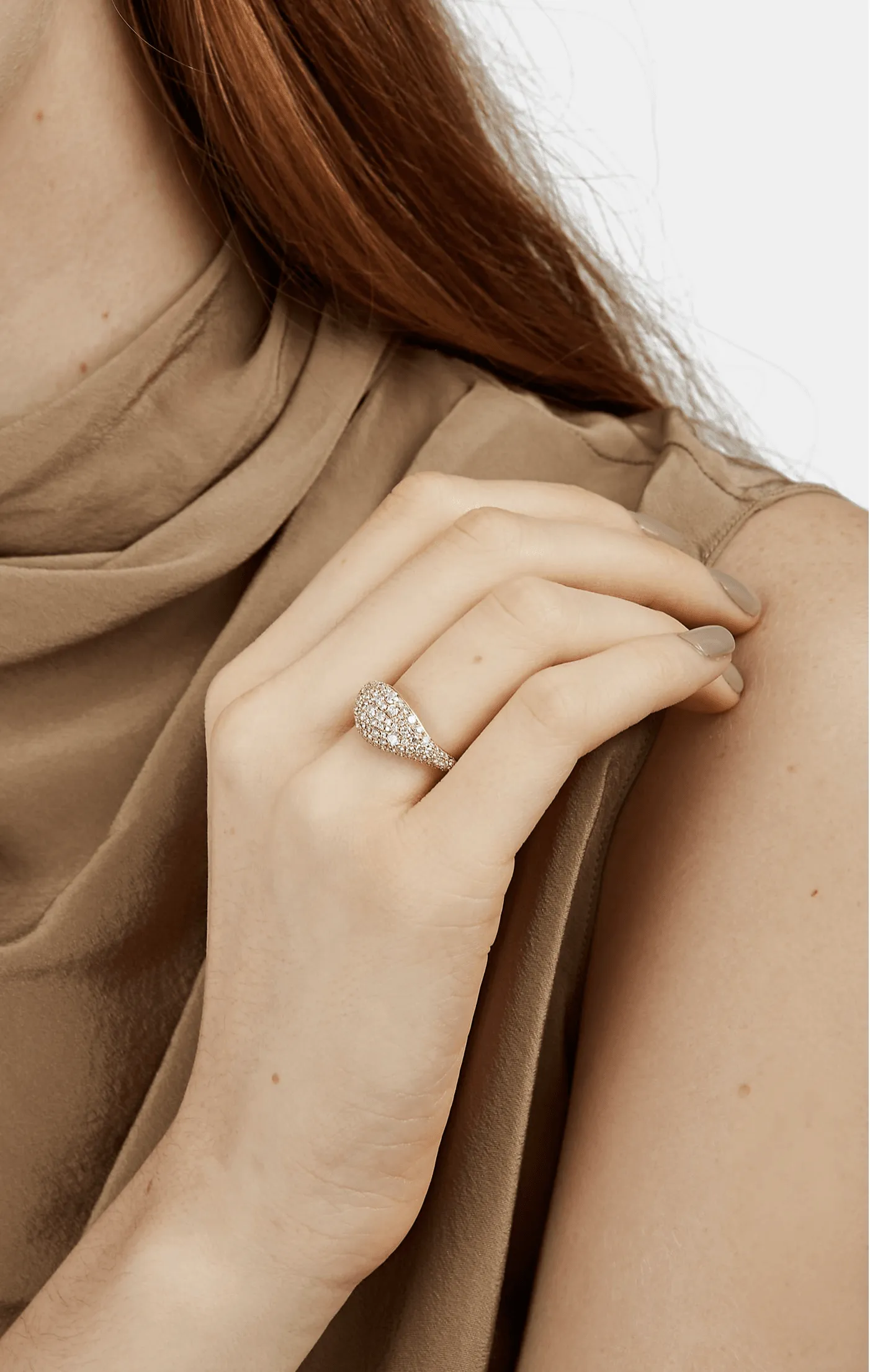 Donna Signet Ring