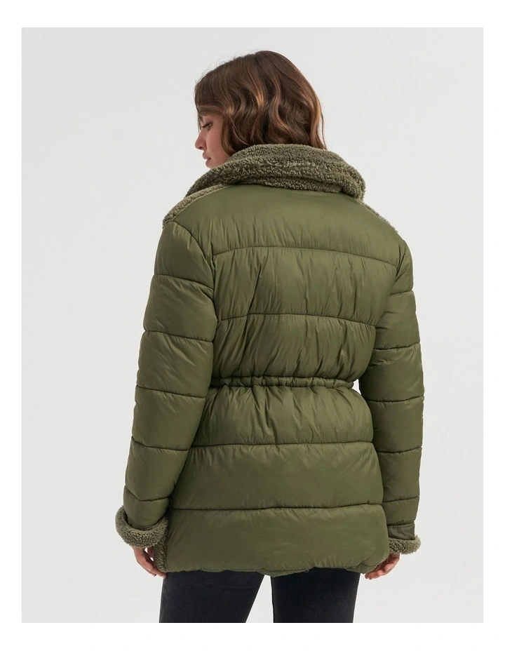 Iben Puffer Jacket in Green