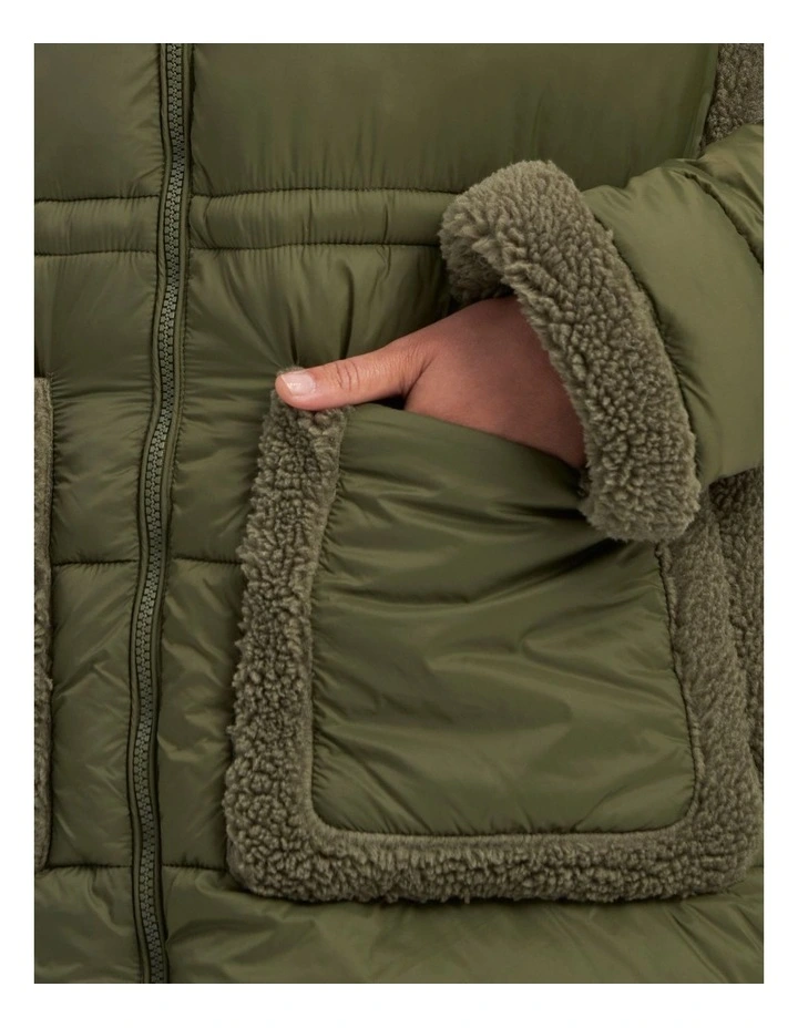 Iben Puffer Jacket in Green