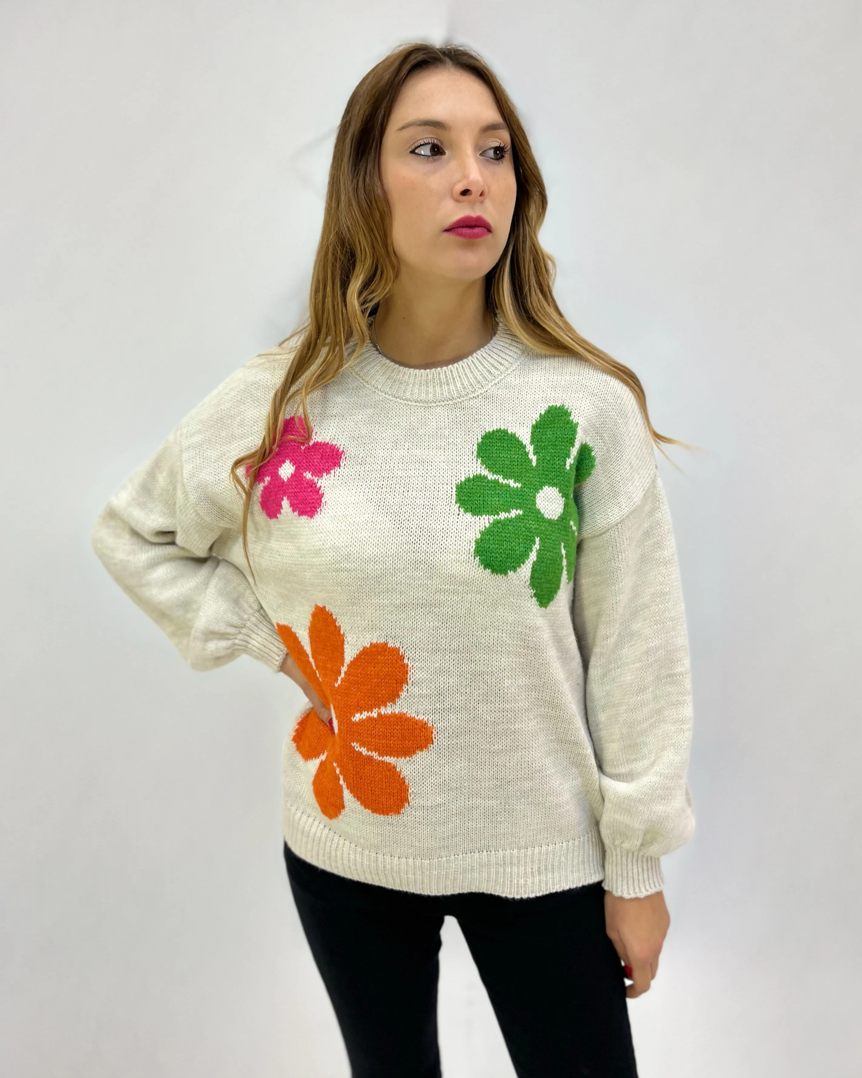 Maglione over con fiori