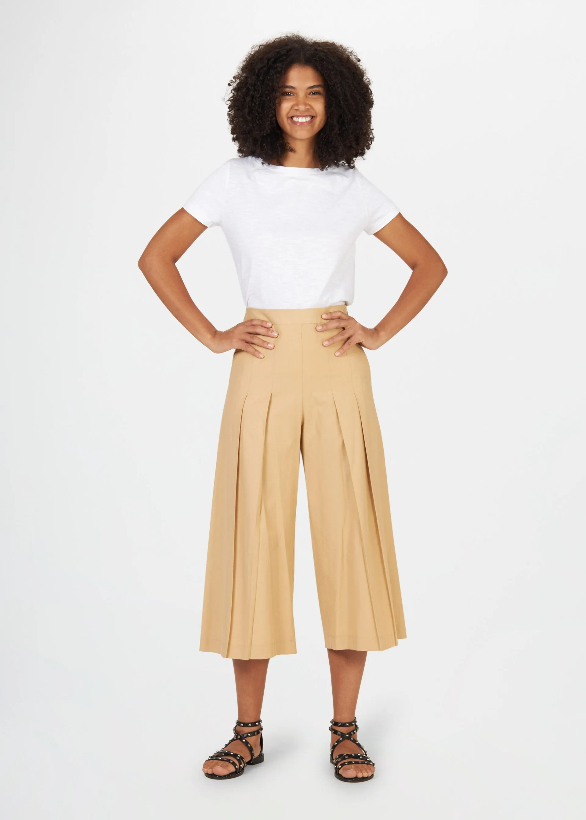 Pantaloni ampi cropped