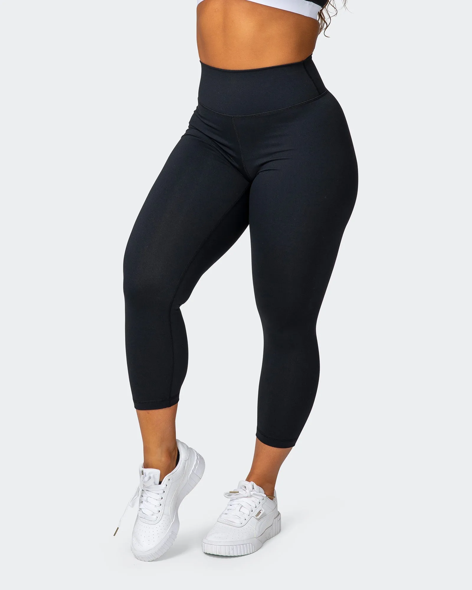 Signature Scrunch 7/8 Leggings - Black