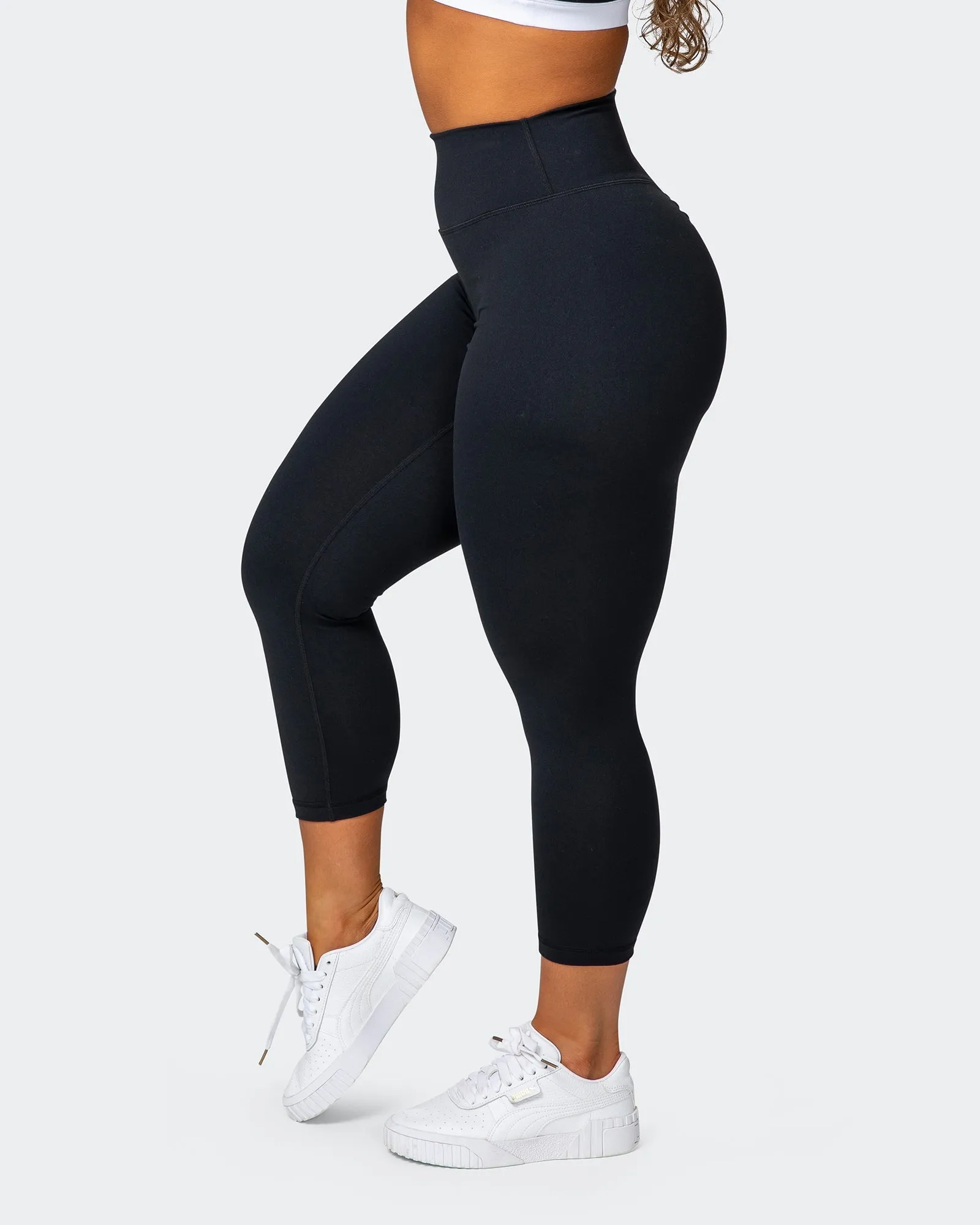 Signature Scrunch 7/8 Leggings - Black